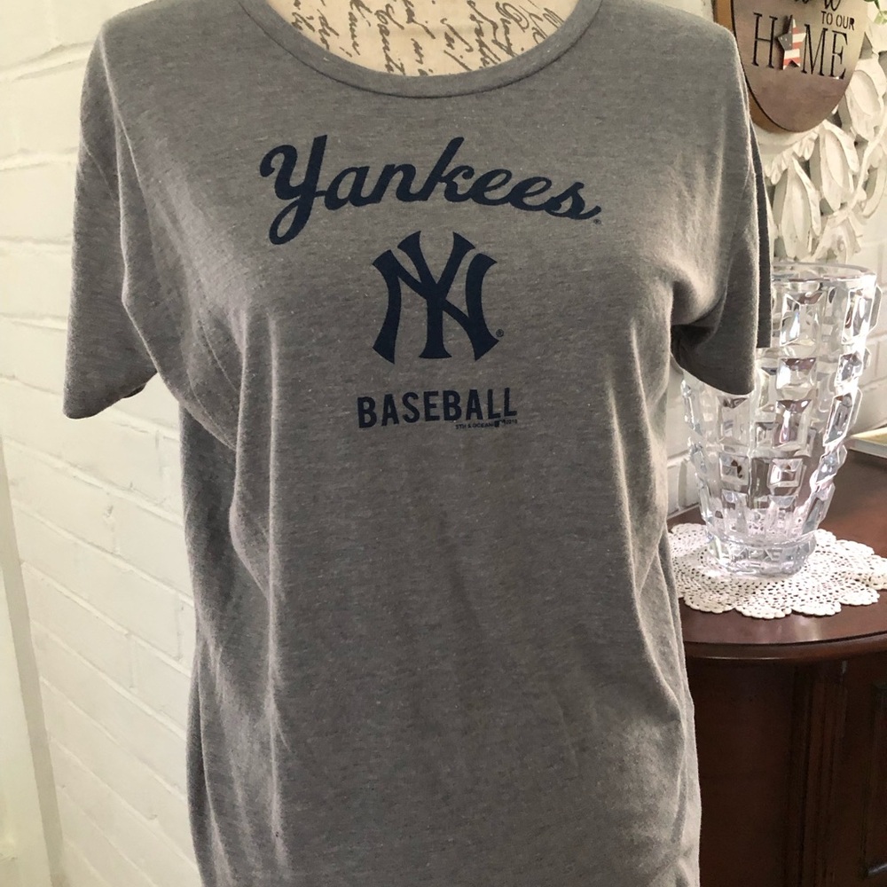 5th & Ocean Gray Genuine Merchandise Tee